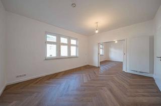 Wohnung mieten in Hochhauser Straße 36, 26121 Bürgerfelde, Luxuriöse, helle 4-Zimmer Altbauwohnung saniert in Bestlage (1.5. oder früher)