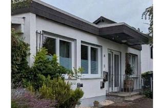 Haus kaufen in Kurfürstenstraße 34, 53913 Swisttal, Provisionsfrei: Bungalow mit Einliegerwohnung – flexibel gestaltbar