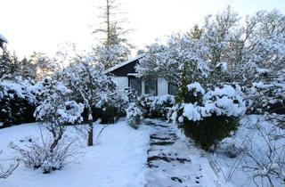 Anlageobjekt in 16515 Oranienburg, Handwerker aufgepasst: Solides Haus mit Entwicklungspotenzial und großem Grundstück in Oranienburg