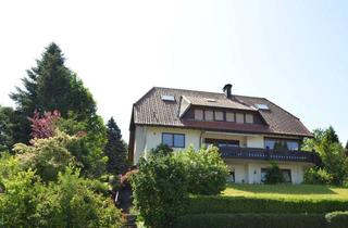 Anlageobjekt in 72270 Baiersbronn, Mehrgeschossiges Wohnhaus mit ca. 378 m² Wohnfläche, 4 Garagen, Terrasse und Balkon