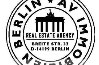 Wohnung kaufen in 12529 Schönefeld, Wohnen im Dachgeschoss: Bezugsfreie 2,5-Zimmer-Wohnung mit Stellplatz und Hobbyraum in Großziethen/S