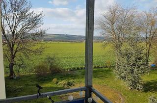 Wohnung mieten in 99428 Tröbsdorf, Helle 2-Zimmer-Wohnung mit Balkon, Einbauküche & 2 Stellplätzen - ruhig zwischen Weimar & Erfurt