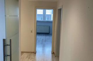 Wohnung mieten in Unterstraße 80, 41516 Grevenbroich, Helle 3-Zimmer Dachgeschosswohnung in Grevenbroich