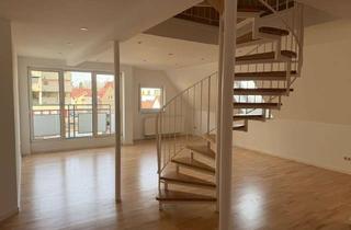 Wohnung mieten in 70734 Fellbach, Sehr großzügige Maisonette-Dachgeschosswohnung in zentraler Lage mit Aufzug