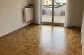 Wohnung mieten in 68161 Innenstadt, Ruhige 3-Raum-Wohnung mit großer Terrasse in Mannheim City Nähe Schloss