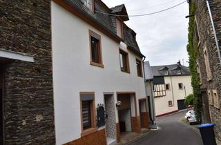 Anlageobjekt in 54498 Piesport, Ehemaliges Winzerhaus mit Scheune, Ausbaupotenzial und optionalem Weinberg in Spitzenlage