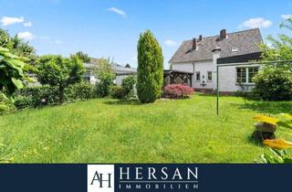 Einfamilienhaus kaufen in 52511 Geilenkirchen, Geilenkirchen - Freistehendes Einfamilienhaus im 70er Jahre Stil mit 8 Zimmern in Geilenkirchen !