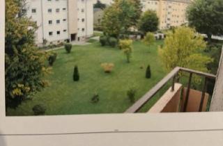 Wohnung kaufen in 74564 Crailsheim, Crailsheim - 3 Zimmer Wohnung im 2 OG mit Balkon in Crailsheim Roter Buck