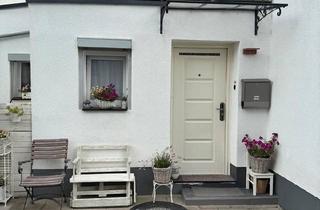 Einfamilienhaus kaufen in 53225 Bonn, Bonn - Ein kleines Haus mit Seele mit Garten in Beuel