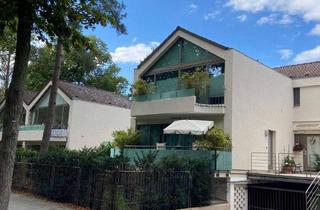 Haus kaufen in Barnhelmstraße 2C, 14129 Berlin, Berlin - Reihenendhaus mit Terrasse und Garage