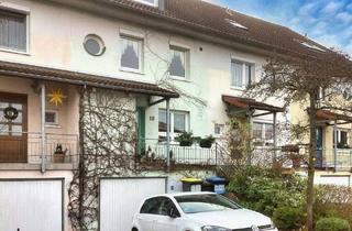 Haus kaufen in 04316 Leipzig, Leipzig - Vermietet & vielseitig: Reihenmittelhaus in ruhiger Lage von Baalsdorf