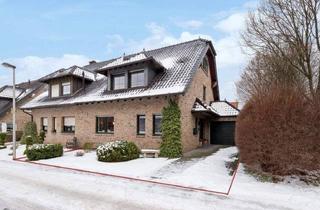Doppelhaushälfte kaufen in 41542 Dormagen, Dormagen / Nievenheim - Wertig wohnen im großzügigen Klassiker