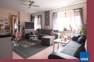 Wohnung kaufen in 61440 Oberursel, Oberursel (Taunus) - 2 x 3ZKB - aktuell als Großwohnung genutzt. HOHE RÜCKLAGEN! Käuferprovisionsfrei!