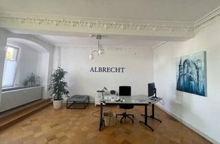 Wohnung kaufen in Am Markt, 36251 Bad Hersfeld, Exklusive Altbauwohnung in historischer Umgebung – ein Stück Bad Hersfelder Geschichte -