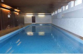 Wohnung kaufen in Kopernikusallee 50, 75175 Buckenberg, Renovierte 2-Raum-Wohnung mit 2 Balkonen und EBK in Pforzheim und gemeinsamen Hallenbad