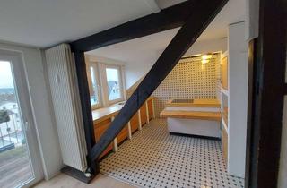 Wohnung mieten in Nähe Sparkasse, 58239 Schwerte, Außergewöhnliche, großzüg.Dachgeschosswohnung (91m²) in Schwerte, frisch saniert