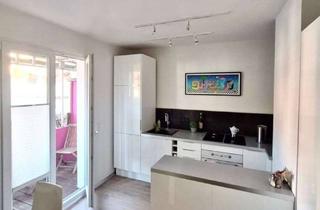 Wohnung mieten in Josefplatz, 40227 Oberbilk, 56m2 - Sehr helle, zentrale und möblierte Wohnung mit 2 Balkonen und Dachtetrasse in Düsseldorf