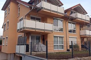 Wohnung mieten in Länderstraße, 75239 Eisingen, Helle, gepflegte 4-Zi.-Whg. in ruhiger Lage mit Balkon, EBK, Garage