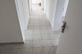 Wohnung mieten in 72393 Burladingen, Helle 3-Zimmer-Wohnung mit Balkon im 2. OG in Burladingen