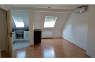 Wohnung mieten in Paulstraße 13, 63165 Mühlheim, Exklusive, modernisierte 1,5-Zimmer-DG-Wohnung mit Einbauküche in Mühlheim am Main