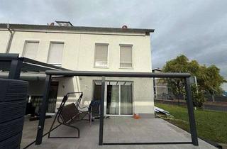 Haus kaufen in 63526 Erlensee, *Neuwertiges, exklusives REH mit Poollandschaft im großen, gepflegtem Grundstück* KFW55