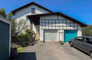 Mehrfamilienhaus kaufen in 83026 Pang, Mehrfamilienhaus mit 3 Einheiten und großem Garten in begehrter, familienfreundlicher Lage