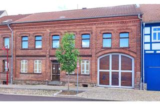 Haus kaufen in 39288 Burg, Handwerkerhaus mit Werkstatt, Hof und Garagen