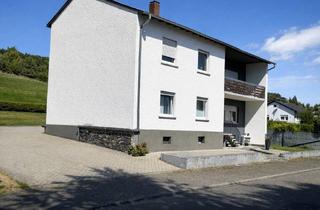 Haus kaufen in Schulstr. 47, 35799 Merenberg, Mehrgenerationen- oder Zweifamilienhaus mit Garage