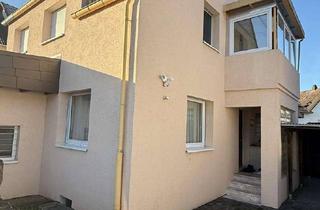 Haus mieten in 63517 Rodenbach, Gemütliches und gepflegtes Einfamilienhaus mit einem kleinen Hof!