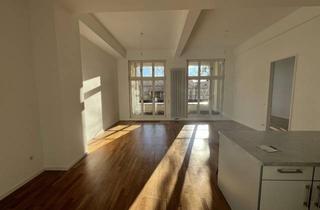 Lofts mieten in Billy-Wilder-Promenade 44, 14167 Lichterfelde, Luxuriöses 2-Zimmer Loft mit Loggia & Tiefgarage