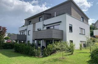 Wohnung mieten in Burgbergweg 16, 51580 Reichshof, Ein Highlight im Oberbergischen, drei Zimmer mit großer Terrasse in gepflegter Wohnlage