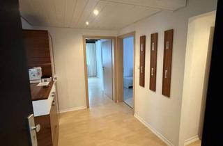 Wohnung mieten in 32760 Detmold, 3 Zimmer Dachgeschosswohnung mit Balkon in Detmold