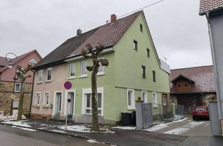 Haus kaufen in 74363 Güglingen, Großzügiges Wohnhaus mit 8 Zimmern und Dachterrasse