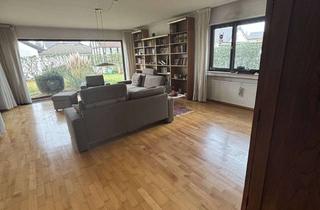 Einfamilienhaus kaufen in 64319 Pfungstadt, Großzügiges Einfamilienhaus mit sieben Zimmern in Pfungstadt