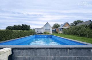 Einfamilienhaus kaufen in 47495 Rheinberg, Exklusives Einfamilienhaus mit Pool und großem Garten am Feldrand