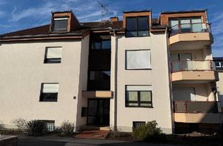 Wohnung kaufen in 61381 Friedrichsdorf, Friedrichsdorf - Attraktive 2-Zimmer-Wohnung, Balkon + Kfz.-Stellplatz