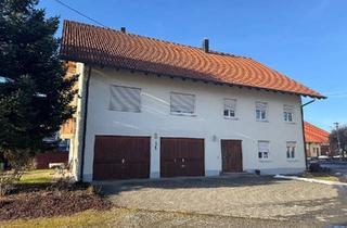 Mehrfamilienhaus kaufen in 88410 Bad Wurzach, Bad Wurzach - Mehrfamilienhaus mit 2 Wohnungen und Ausbaupotenzial