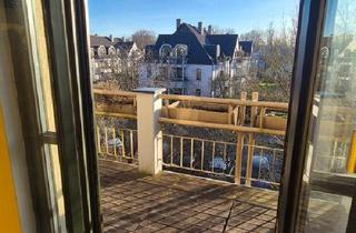 Mehrfamilienhaus kaufen in 80995 München, München - Herrliche Dachwohnung in MUC-Feldmoching von Privat zu verkaufen