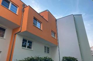 Wohnung kaufen in 22419 Hamburg, Hamburg - 4-Zimmer-Eigentumswohnung (ca. 115 m²) mit großem Balkon