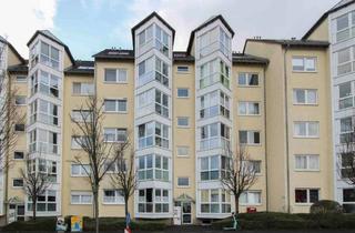 Wohnung kaufen in 50321 Brühl, Lichtdurchflutete Dachgeschosswohnung inkl. Stellplatz und Loggia in zentraler Lage von Brühl