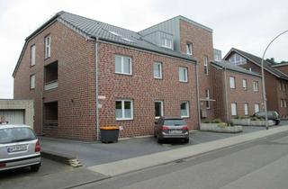 Wohnung mieten in Zur Dreikant, 41517 Grevenbroich, Neubau, helle moderne 3 Zi.-Whng., barrierefrei, familien- u. seniorengerecht, Fliesen, EBK, Loggia