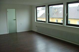 Wohnung mieten in Gerichtstr. 17, 42651 Solingen-Mitte, SG-Mitte, zentrale, ruhig gelegene zweieinhalb Zi.-DG-Wohnung