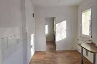 Wohnung mieten in Am Sohr 82, 08261 Schöneck, 1 Monat Mietfrei! Großzügige Wohnung mit 6 Räume + Dusche + Wanne + zwei Balkone