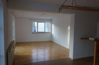 Wohnung mieten in 83278 Traunstein, Helle 3-Zimmer-Wohnung mit Balkon in Traunstein