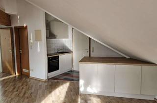 Wohnung mieten in Lazarus-Mannheimer-Straße, 77694 Kehl, Renovierte DG-Wohnung mit neuer EBK!