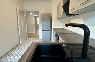 Wohnung mieten in 72764 Reutlingen, Helle 3-Zi-Whg | Altbau | EBK | Veranda | Hoffläche | Edle Materialien | Stellplatz | Hausmeister