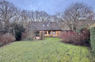 Haus kaufen in 23795 Bad Segeberg, Zweifamilienhaus in naturnaher Hanglage!