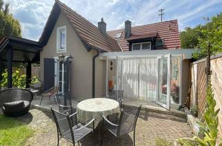 Einfamilienhaus kaufen in 85662 Hohenbrunn, Charmantes hochwertig saniertes Einfamilienhaus mit Einliegerwohnung auf großem schönen Grundstück