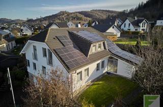 Einfamilienhaus kaufen in 59909 Bestwig, Einfamilienhaus mit großzügigem Raumkonzept und Garten in Bestwig-Ostwig