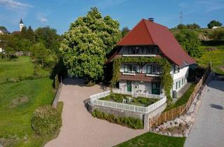 Haus kaufen in 79780 Stühlingen, Charmantes Schwarzwaldhaus mit Pool